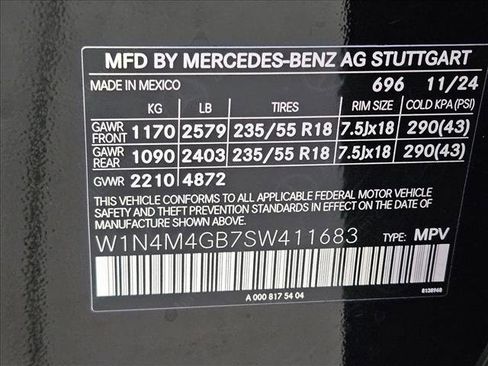 Used 2025 Mercedes-Benz GLB 250 image 23