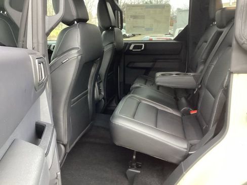 New 2025 Ford Bronco Outer Banks w/ Sasquatch Package image 22