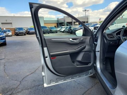 Used 2023 Ford Escape Active w/ Tech Pack #2 AWD/4WD image 9