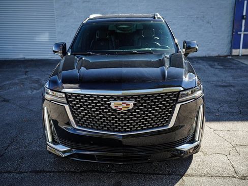 Used 2022 Cadillac Escalade ESV Luxury image 4