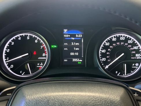Used 2024 Toyota Camry SE FWD image 25