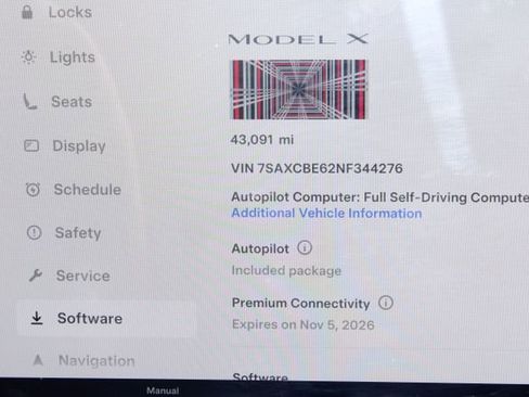 Used 2022 Tesla Model X Plaid image 35