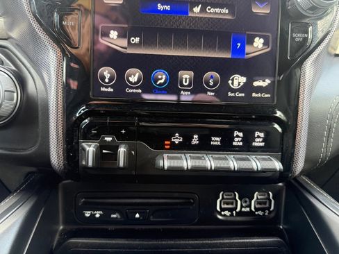 Used 2019 RAM 1500 Limited AWD/4WD image 23