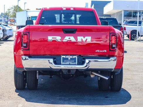 New 2026 RAM 3500 Tradesman AWD/4WD image 4