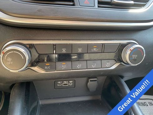 Used 2023 Nissan Altima 2.5 SV FWD image 25