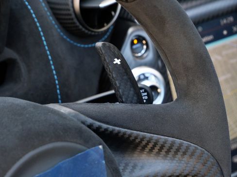 Used 2022 McLaren 765LT RWD image 12