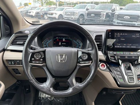 Used 2018 Honda Odyssey Elite image 25