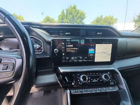 Used 2024 GMC Sierra 1500 Denali AWD/4WD image 13