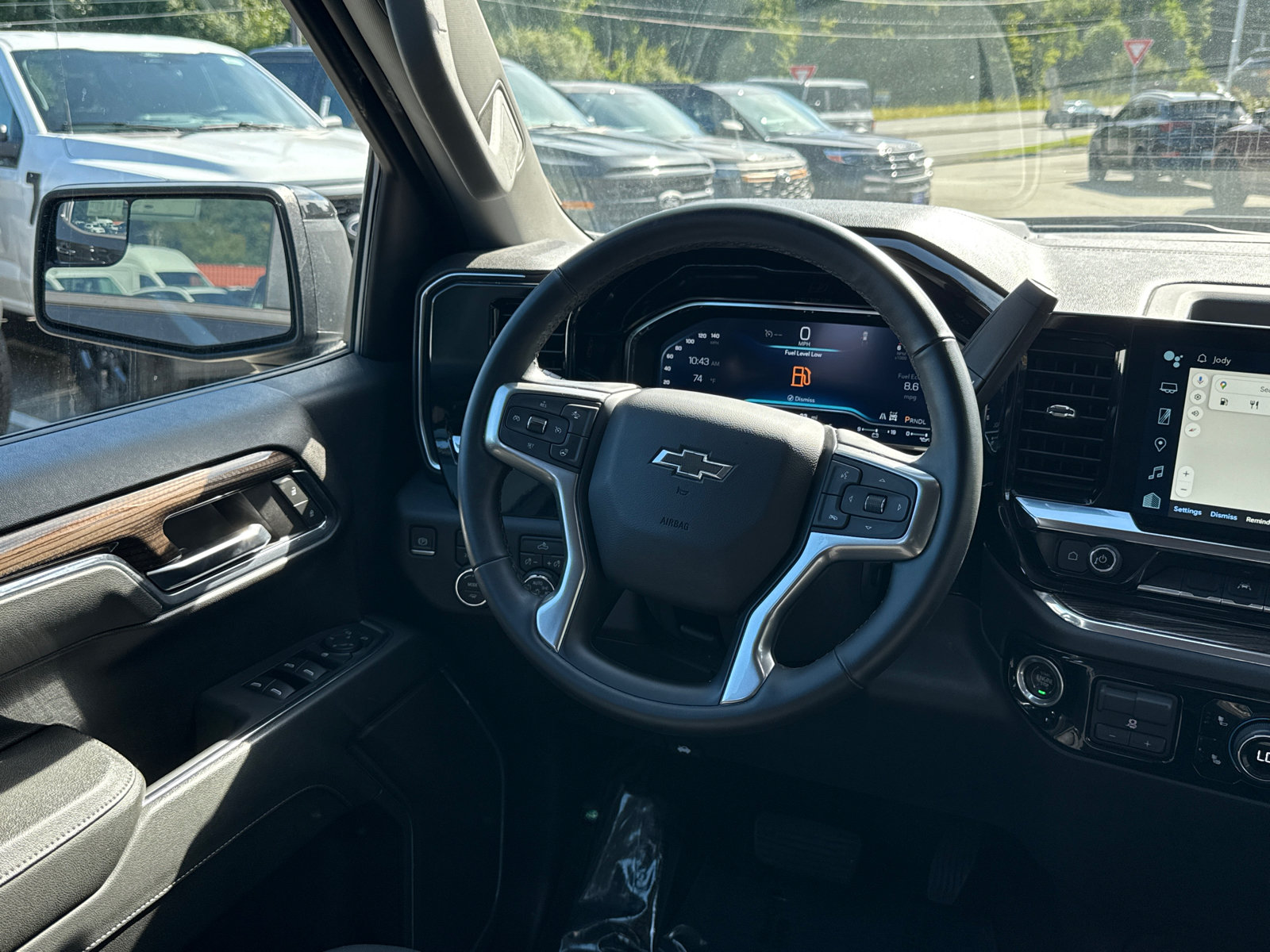 Used 2023 Chevrolet Silverado 1500 RST AWD/4WD image 24