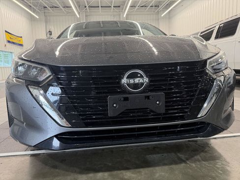 Used 2024 Nissan Sentra S FWD image 23