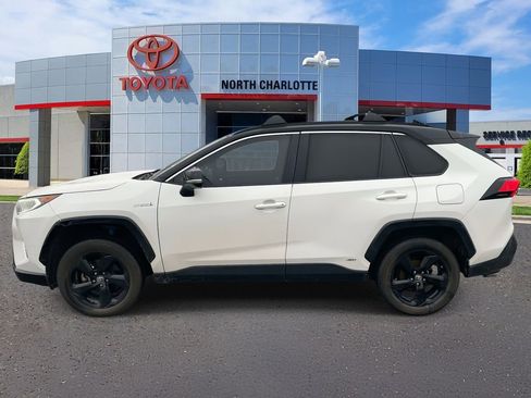 Used 2019 Toyota RAV4 XSE image 6