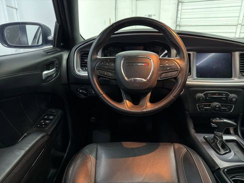Used 2020 Dodge Charger SXT w/ Plus Group image 22