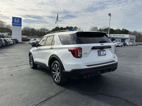 Used 2020 Ford Explorer ST w/ Premium Technology Package image 25