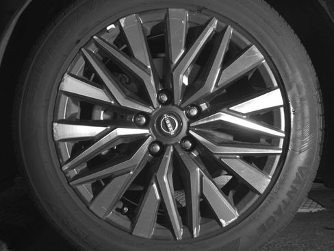 Used 2025 Nissan Altima 2.5 SV image 12