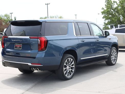 New 2026 GMC Yukon XL Denali AWD/4WD image 6