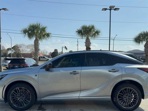 Used 2023 Lexus RX 500h F Sport w/ Accessory Package (Z1) image 5