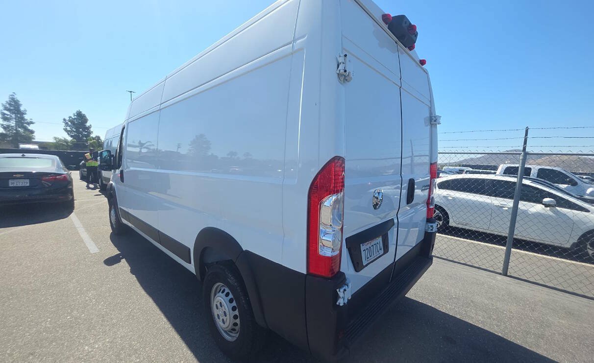 Used 2024 RAM ProMaster 2500 w/ Safety Group FWD image 4
