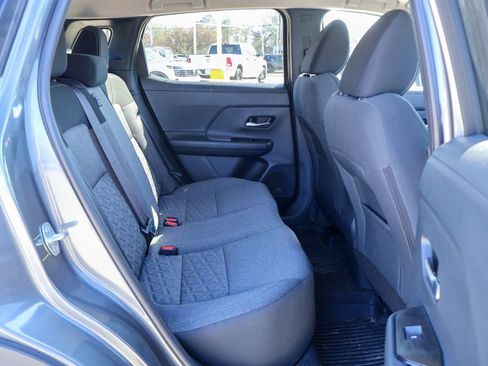 Certified 2025 Nissan Kicks SV image 10