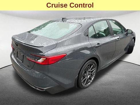 Used 2025 Toyota Camry SE w/ Convenience Package AWD/4WD image 10