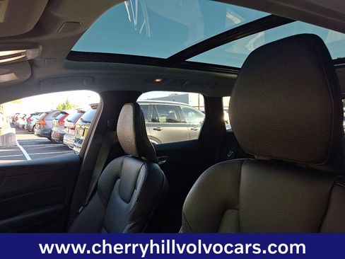 Certified 2024 Volvo XC60 T8 Plus w/ Protection Package Premier image 14