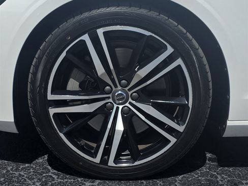 Used 2019 Volvo S60 T6 R-Design AWD/4WD image 41