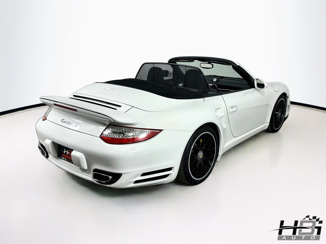 Used 2011 Porsche 911 Turbo S AWD/4WD image 25
