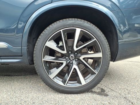 Certified 2025 Volvo XC90 B6 Plus w/ Protection Package Premier AWD/4WD image 23
