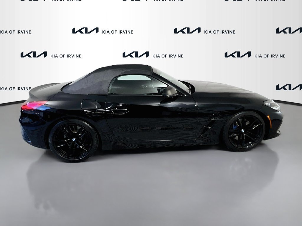 Used 2021 BMW Z4 M40i w/ Executive Package RWD image 9