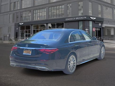 Used 2023 Mercedes-Benz S 580 4MATIC Sedan image 5