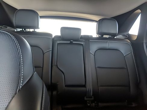 Used 2025 Ford Escape Platinum image 28