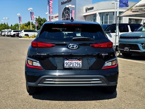 Used 2023 Hyundai Kona SEL FWD image 5