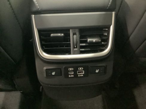Certified 2025 Subaru Outback Limited AWD/4WD image 15