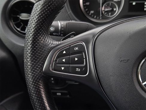 Used 2021 Mercedes-Benz Metris image 20