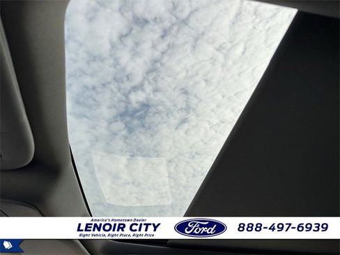 Certified 2021 Ford F150 Lariat w/ Equipment Group 502A High image 17