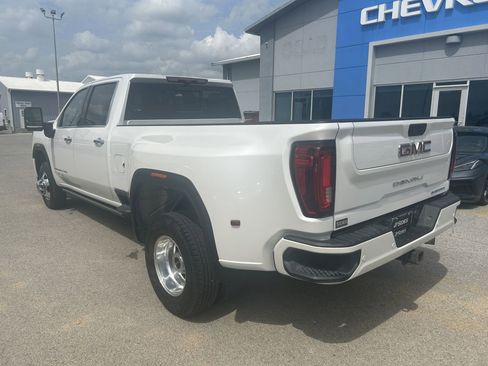 Used 2022 GMC Sierra 3500 Denali w/ Denali Ultimate Package image 5