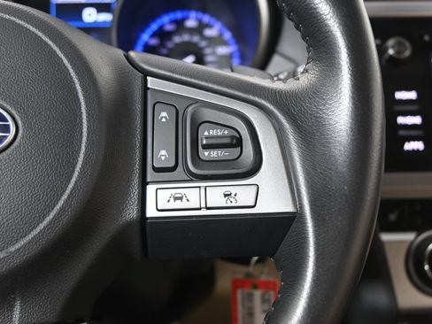 Used 2017 Subaru Outback 2.5i Premium AWD/4WD image 33