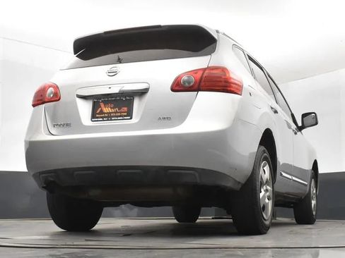 Used 2015 Nissan Rogue S w/ Convenience Package AWD/4WD image 13
