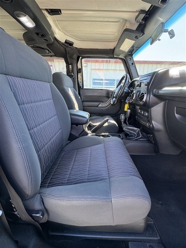 Used 2012 Jeep Wrangler Sport AWD/4WD image 12
