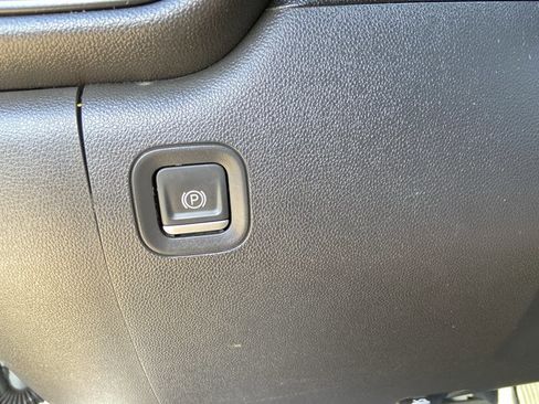 Used 2021 Chevrolet Silverado 1500 W/T w/ WT Value Package image 42