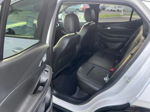 Used 2024 Buick Encore GX Sport Touring FWD image 19