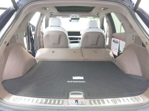 New 2026 Genesis GV70 2.5T Advanced image 29