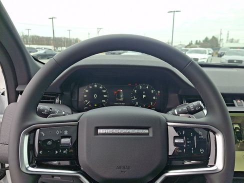 New 2026 Land Rover Discovery Sport Landmark image 17