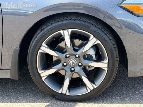 Certified 2025 Honda Civic Sport Touring image 12