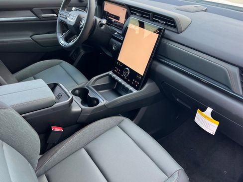 New 2026 GMC Terrain AT4 image 13