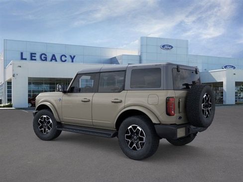 New 2025 Ford Bronco Outer Banks image 4