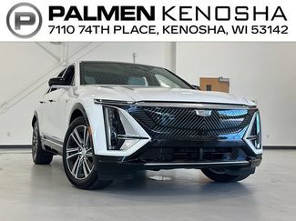 Used 2025 Cadillac Lyriq Luxury w/ LPO, Floor Liner Package AWD/4WD video 1