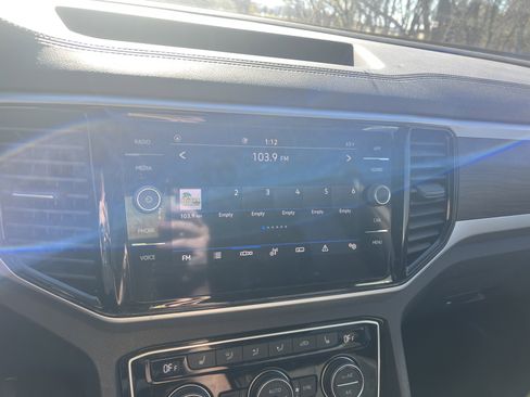 Certified 2023 Volkswagen Atlas SE image 22