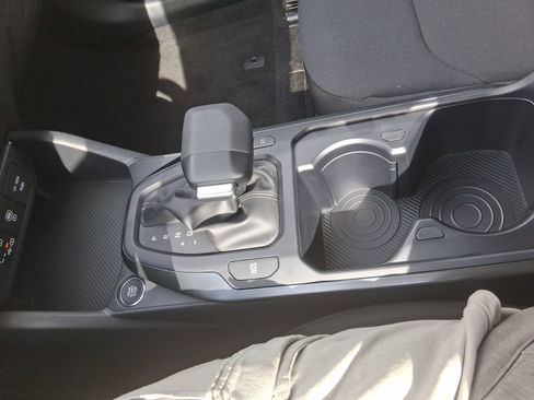 New 2026 Kia K4 FWD image 21