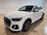 Used 2022 Audi Q5 2.0T Premium w/ Convenience Package image 2