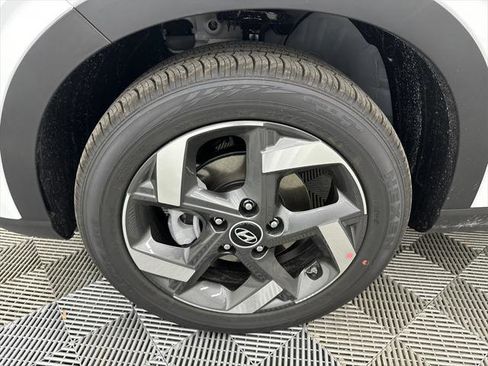 New 2026 Hyundai Venue SEL image 11